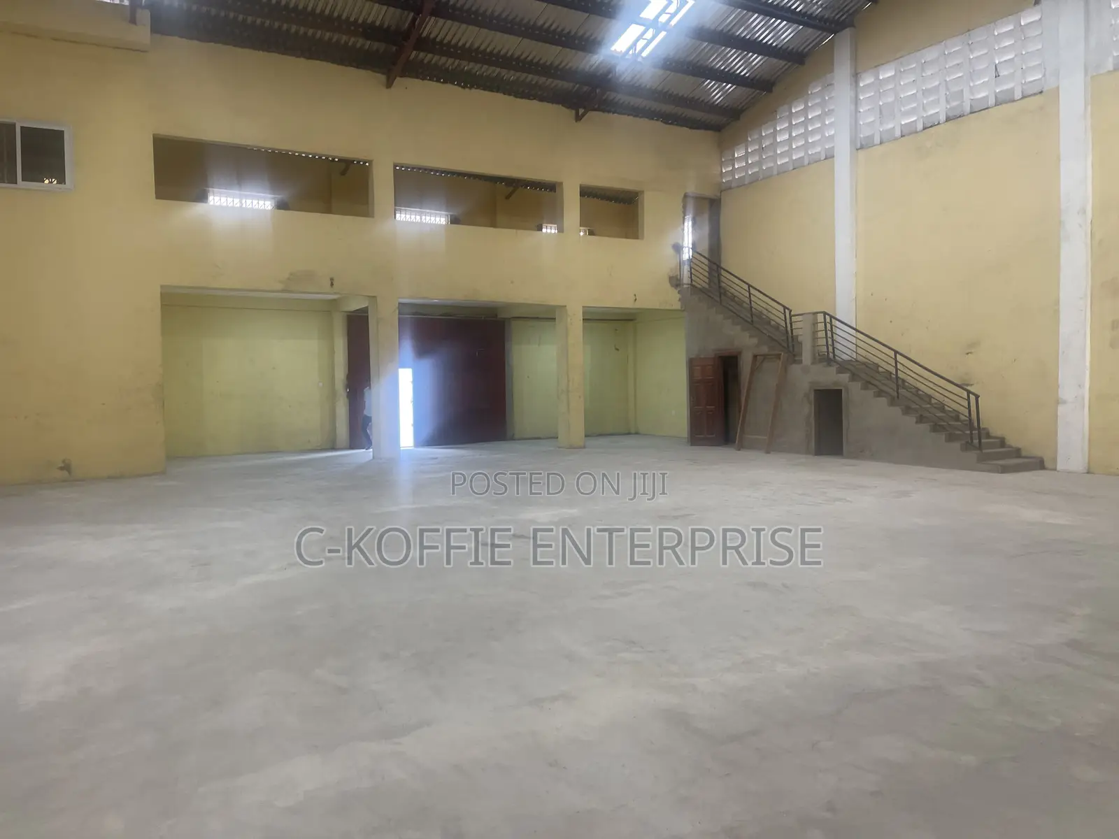 330 SQM Warehouse at Spintex for Rent