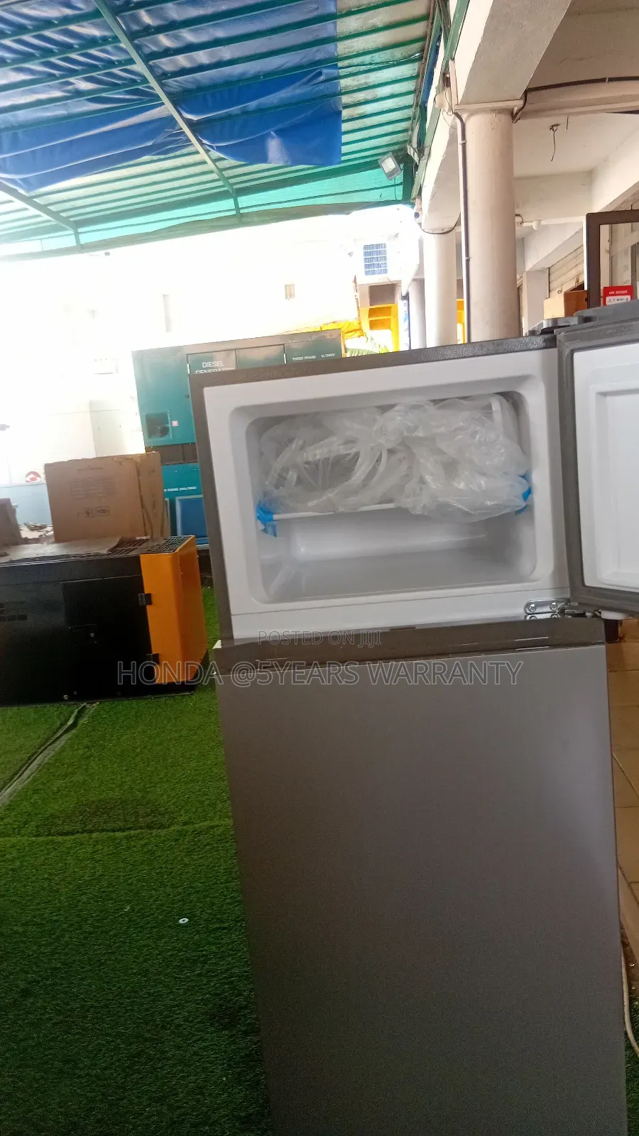 Modern Gold Star 165l Fridge With Smart Design