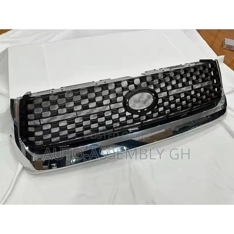 Toyota Tundra 2014-2021 Front Grille
