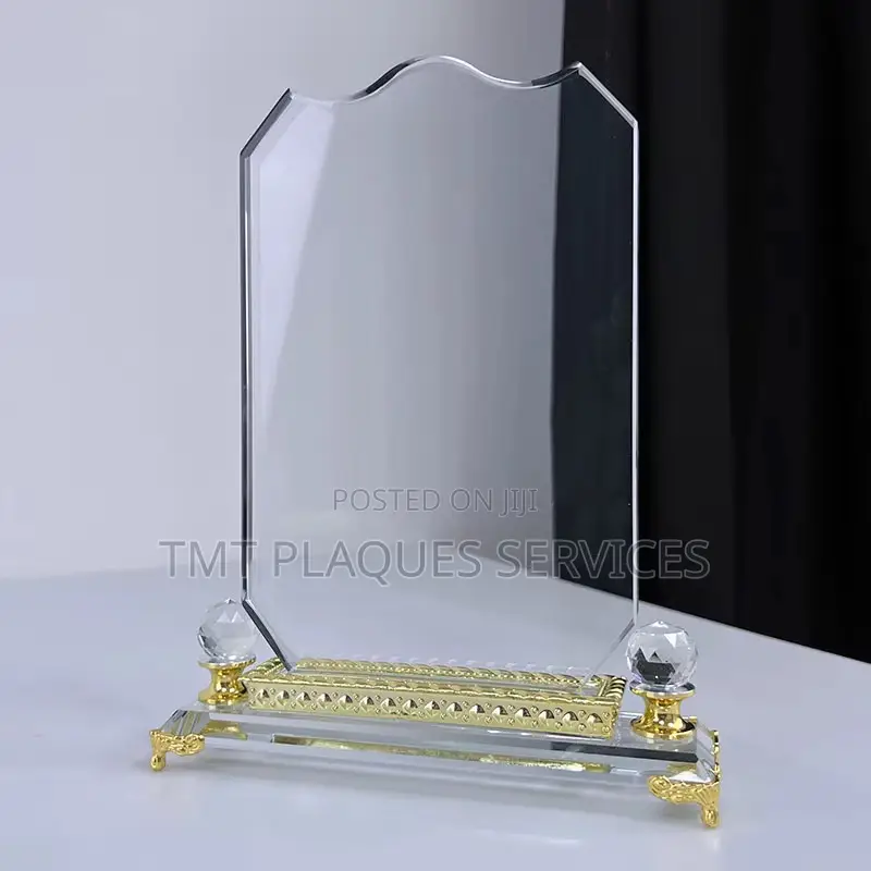 Golden Crystal Award Plaque for Your Events and Awards