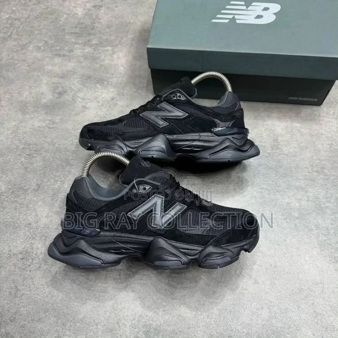 New Balance 9060 Black Cat