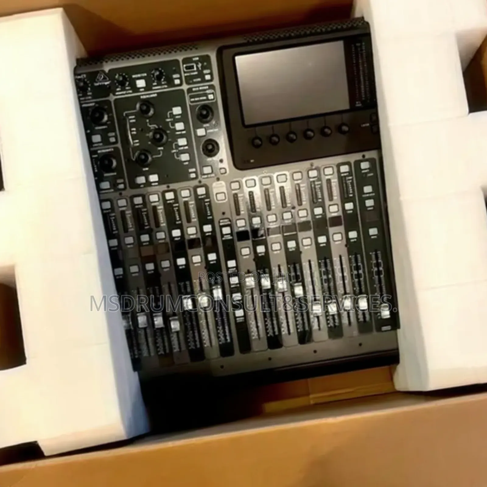 X32 Compact