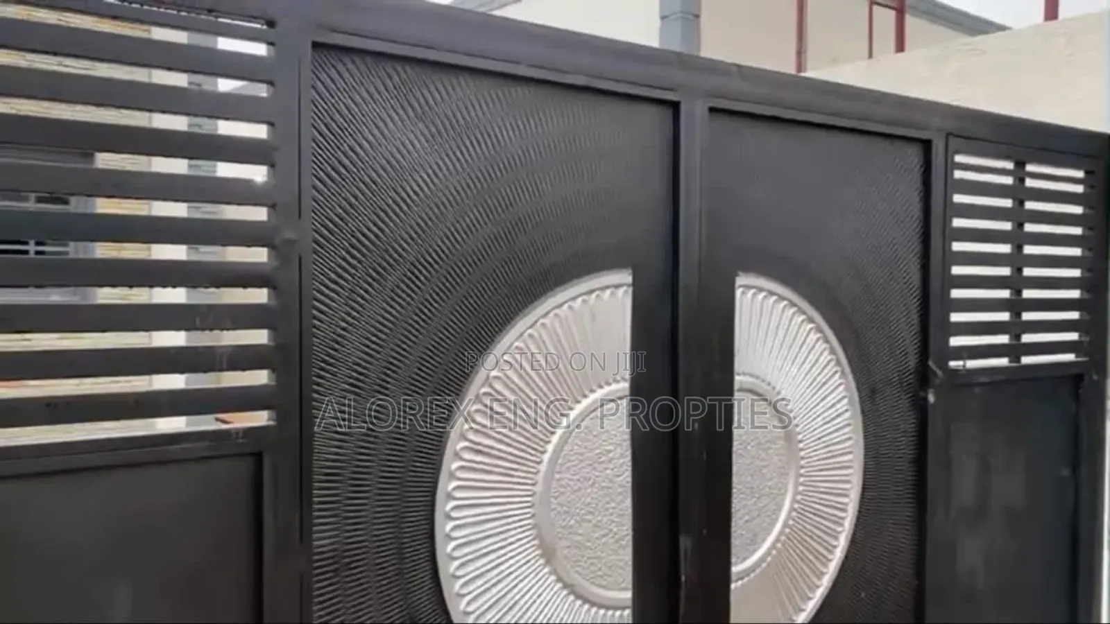 3bdrm House in Oyarifa for sale