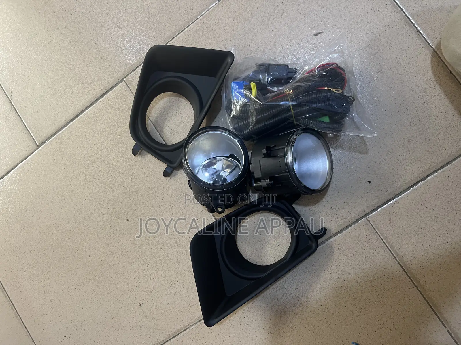 Toyota Tacoma 2012 to 2015 Fog Light and Cover With Bulb and Cable