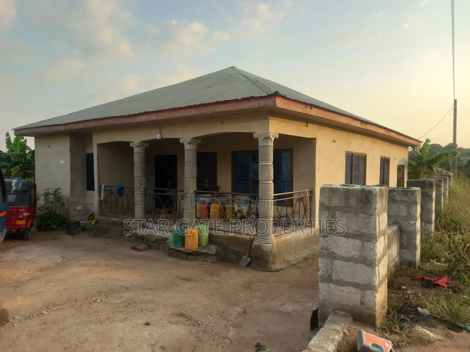 3bdrm House in Ejisu Asotwe for sale