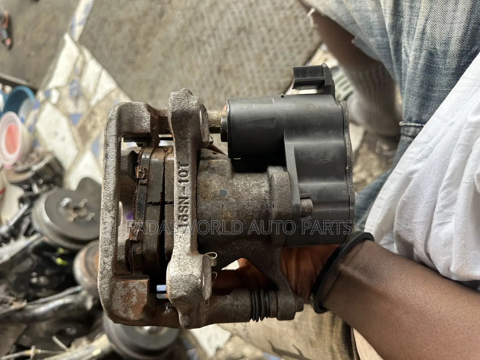 2017/2023 CRV Back Caliper