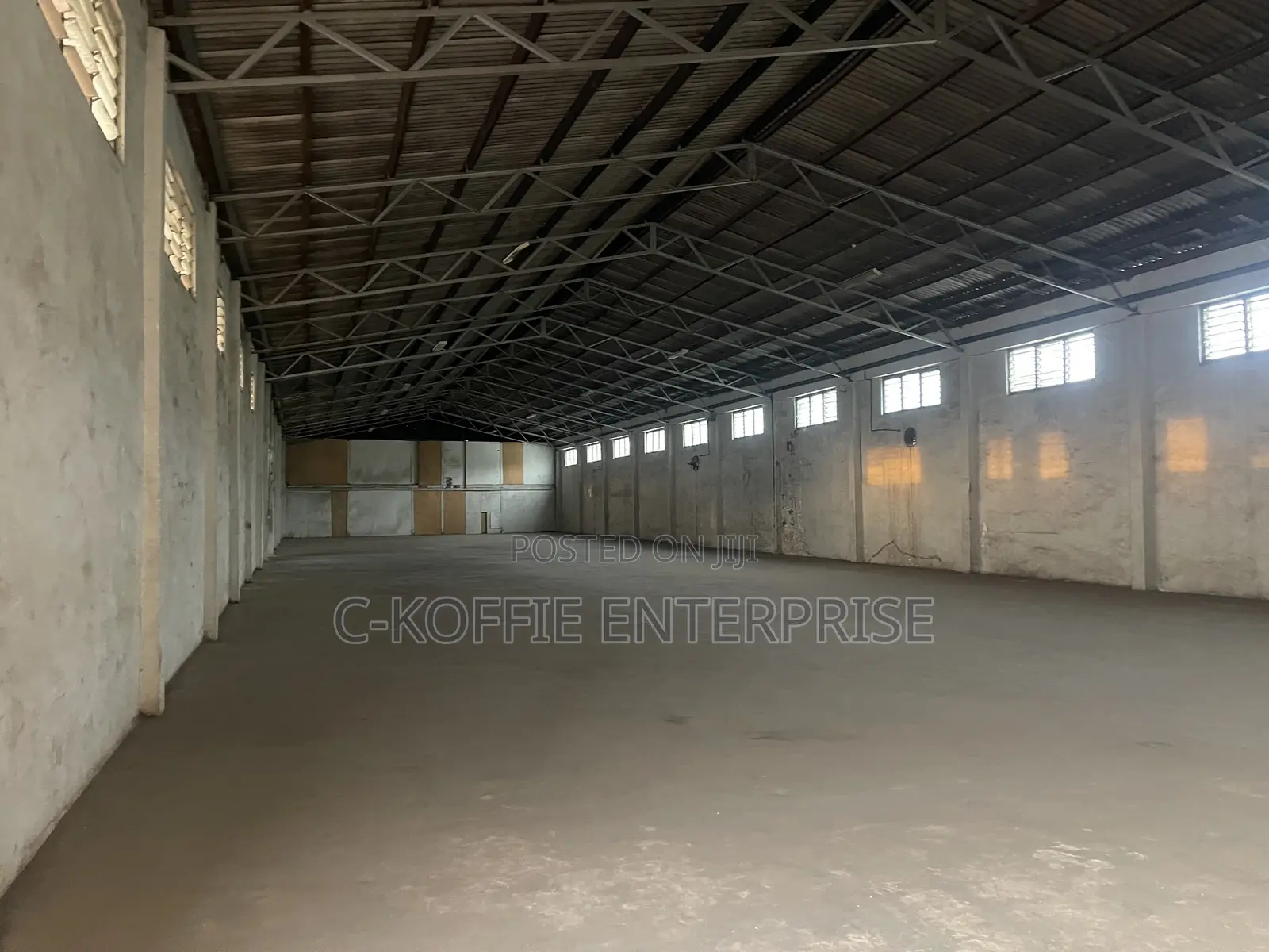 980 SQM Warehouse at North Kaneshie Industrial Area for Rent