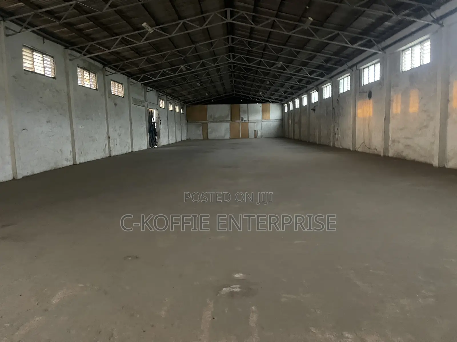 980 SQM Warehouse at North Kaneshie Industrial Area for Rent