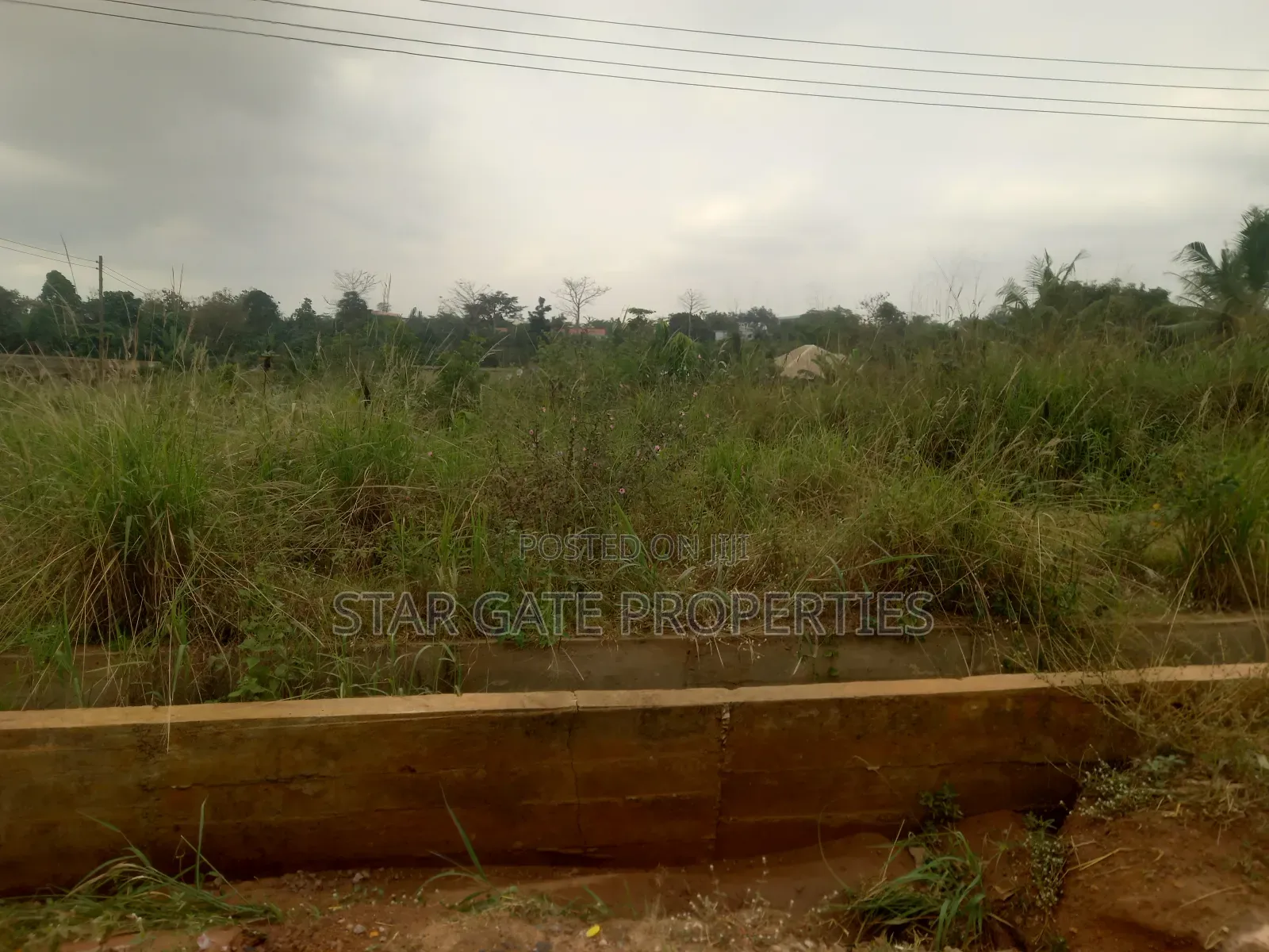 4 Plots ( 1 Acre Land) for Sale at Adesina ( Kenyasi Road)