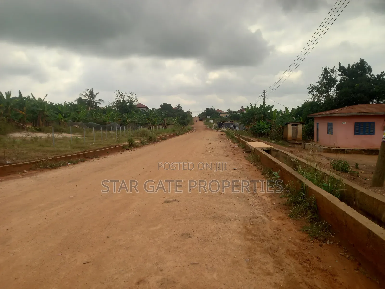 4 Plots ( 1 Acre Land) for Sale at Adesina ( Kenyasi Road)