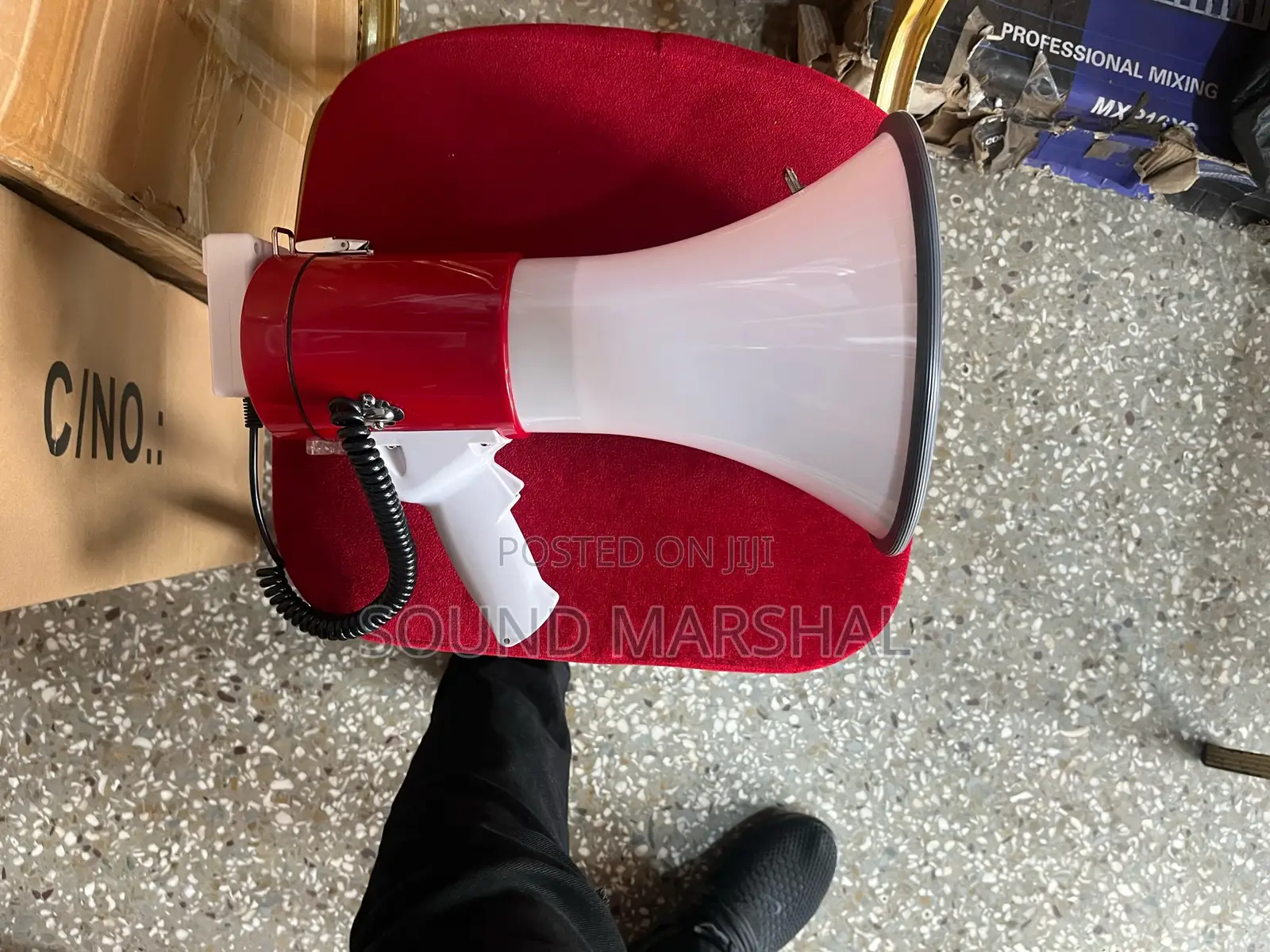 Rechargeable Megaphone With Detachable Microphone