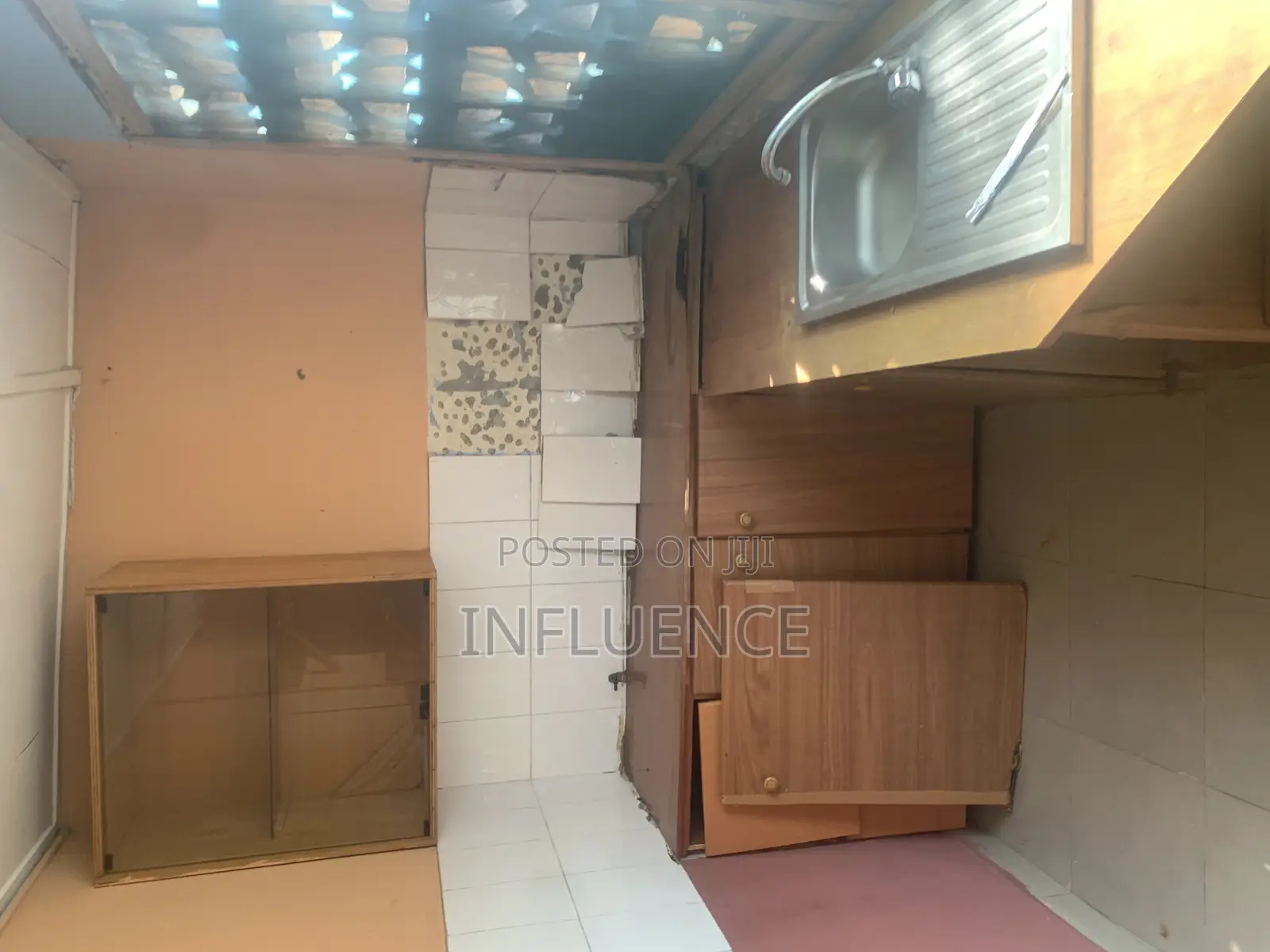 1bdrm Apartment in American House Area, East Legon for rent