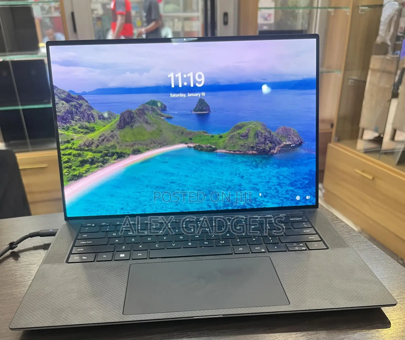Laptop Dell XPS 15 9530 32GB Intel Core i9 SSD 1T