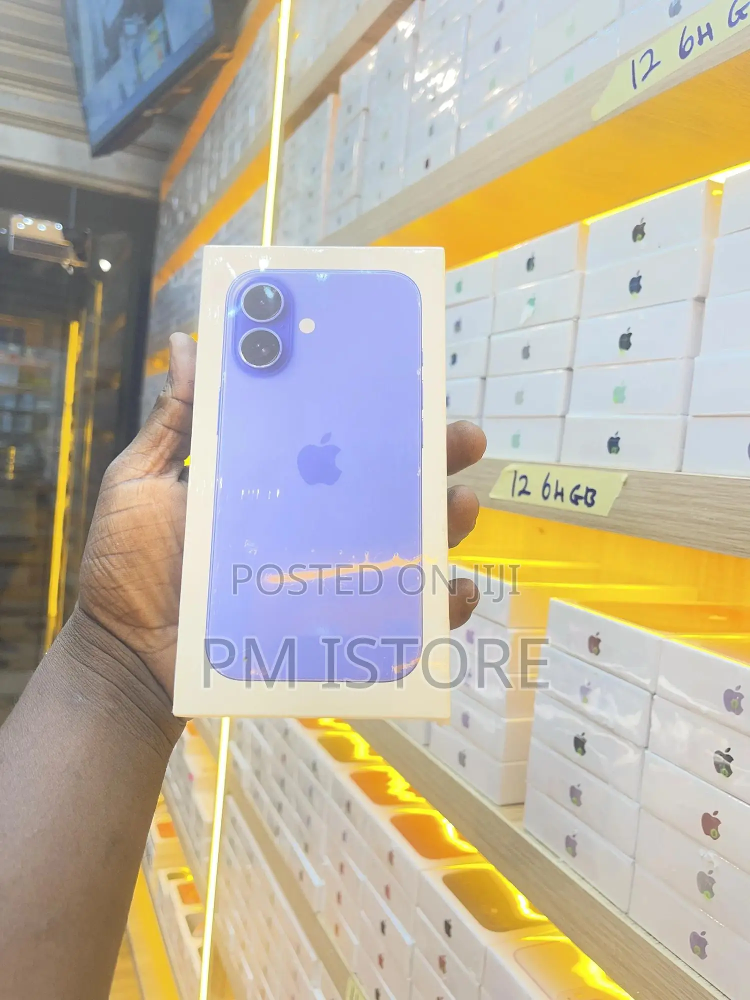 New Apple iPhone 16 128 GB Blue