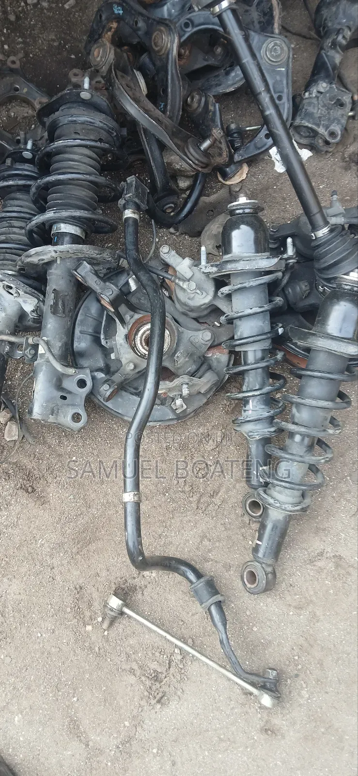 Toyota Corolla 2014 to 2017 Front and Back Shocks Complete With Hub