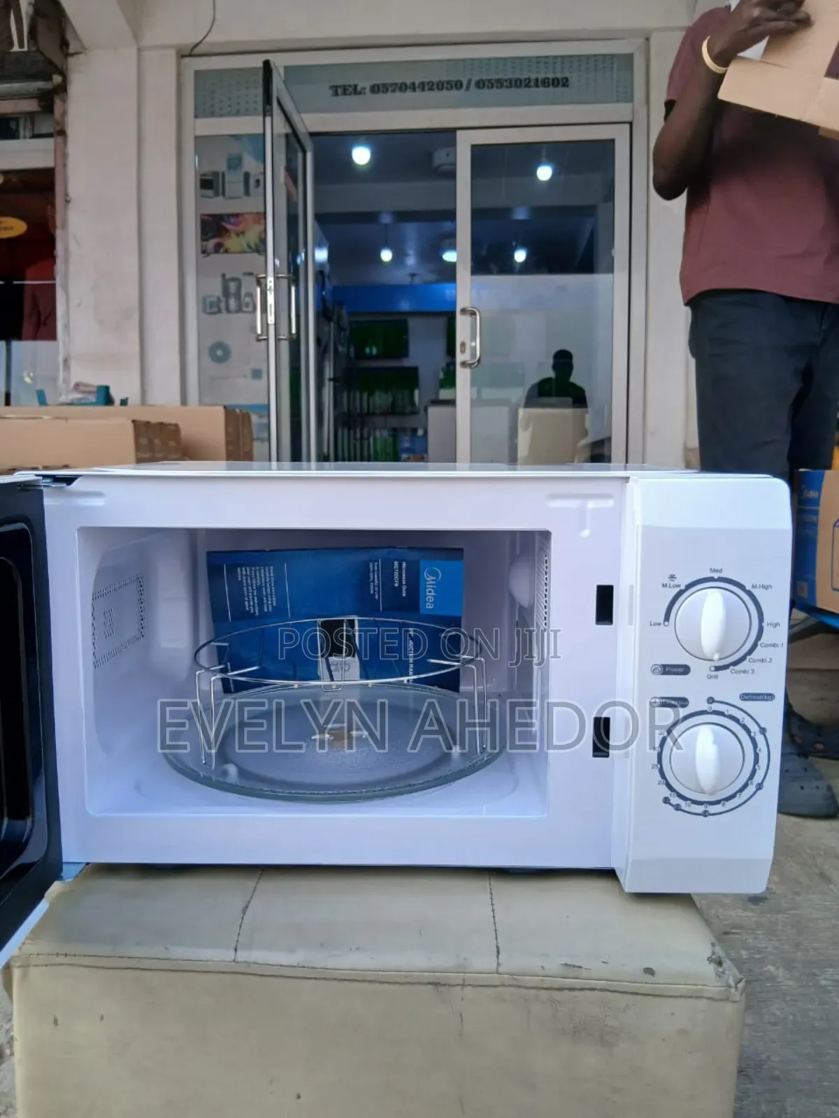 Easy Control Midea Microwave Oven 20litres With Grill