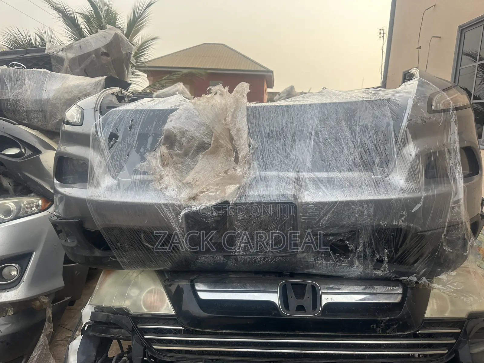 Jeep Cherokee 2018 Front Cut Available