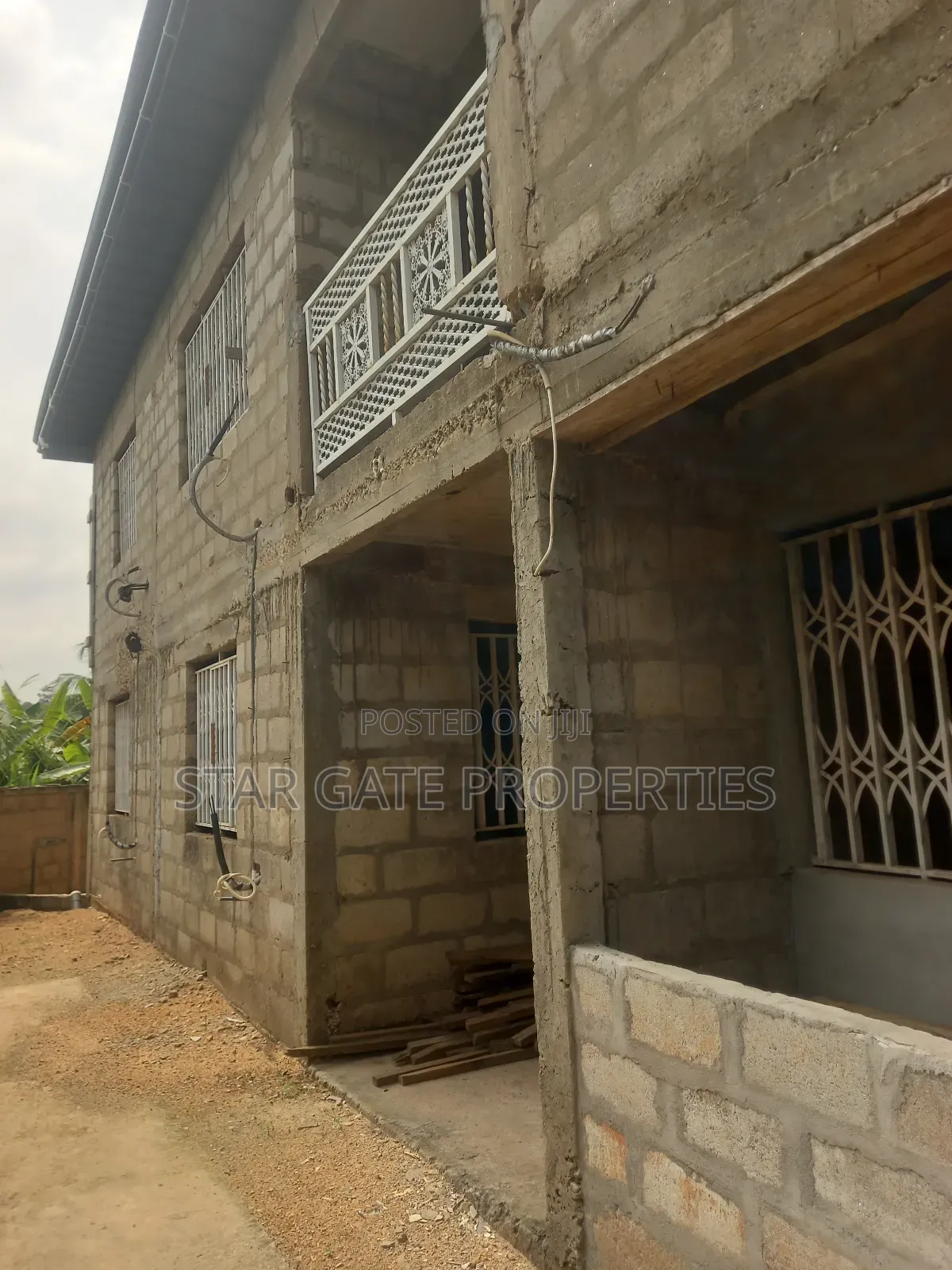 7bdrm House in Atwima Techiman/, Kumasi Metropolitan for sale