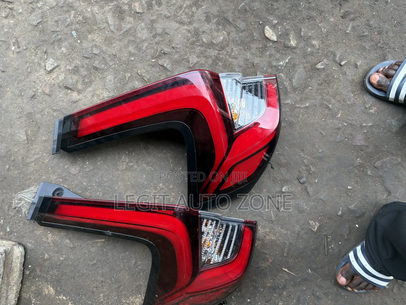 Honda CRV 2024,2025, Taillights Available