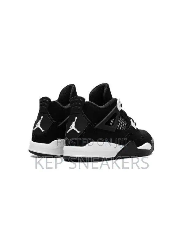 Nike Air Jordan 4 Retro "White Thunder"