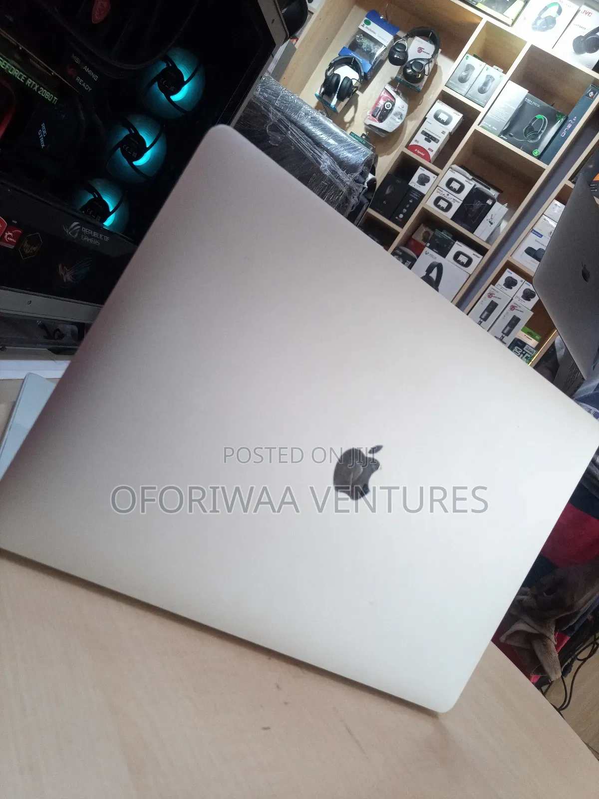 Laptop Apple MacBook Pro 2017 16GB Intel Core i7 SSD 512GB