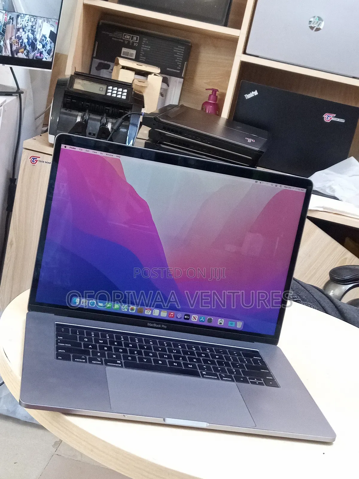 Laptop Apple MacBook Pro 2018 16GB Intel Core i7 SSD 512GB