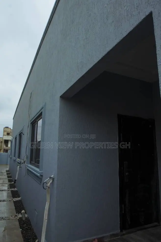 3bdrm House in Oyarifa for sale