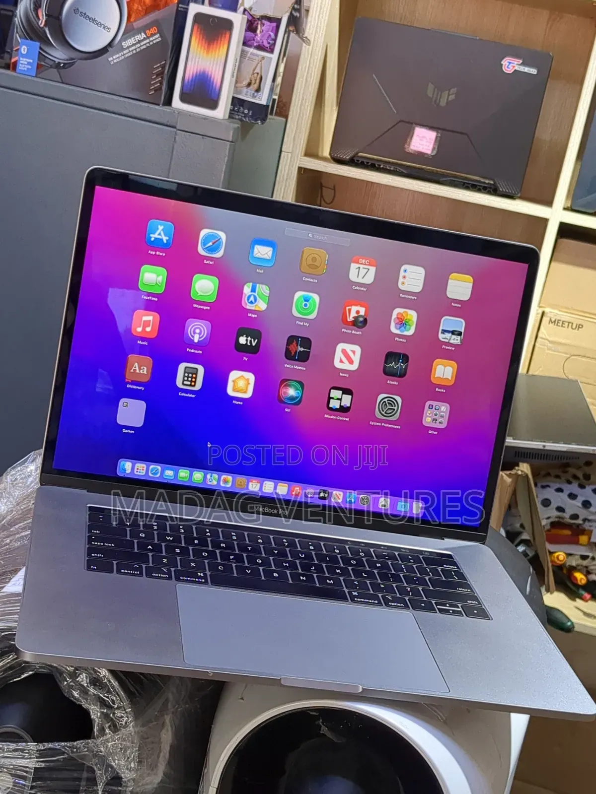 Laptop Apple MacBook Pro 2018 16GB Intel Core I7 SSD 512GB