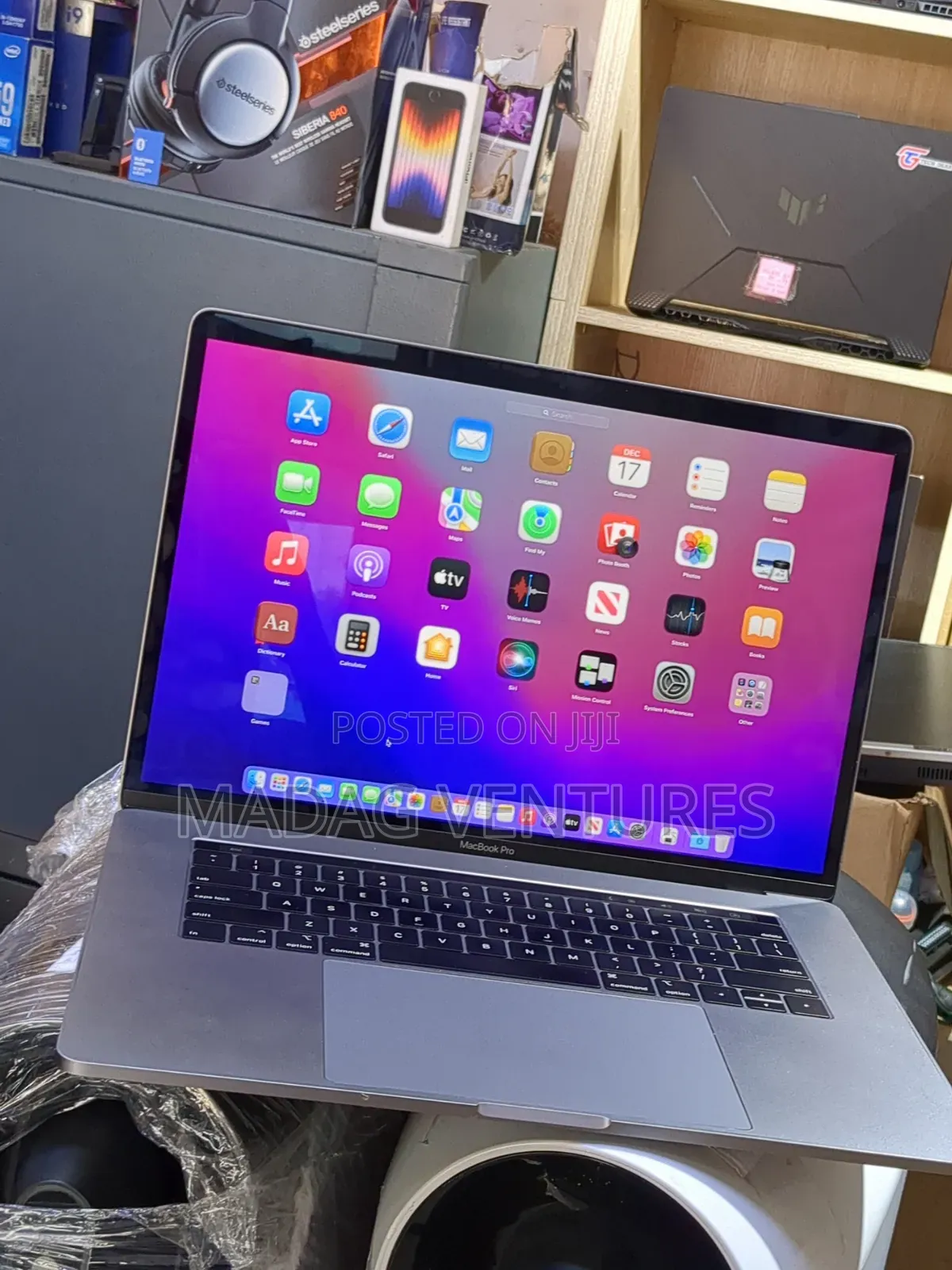 Laptop Apple MacBook Pro 2018 16GB Intel Core I7 SSD 512GB