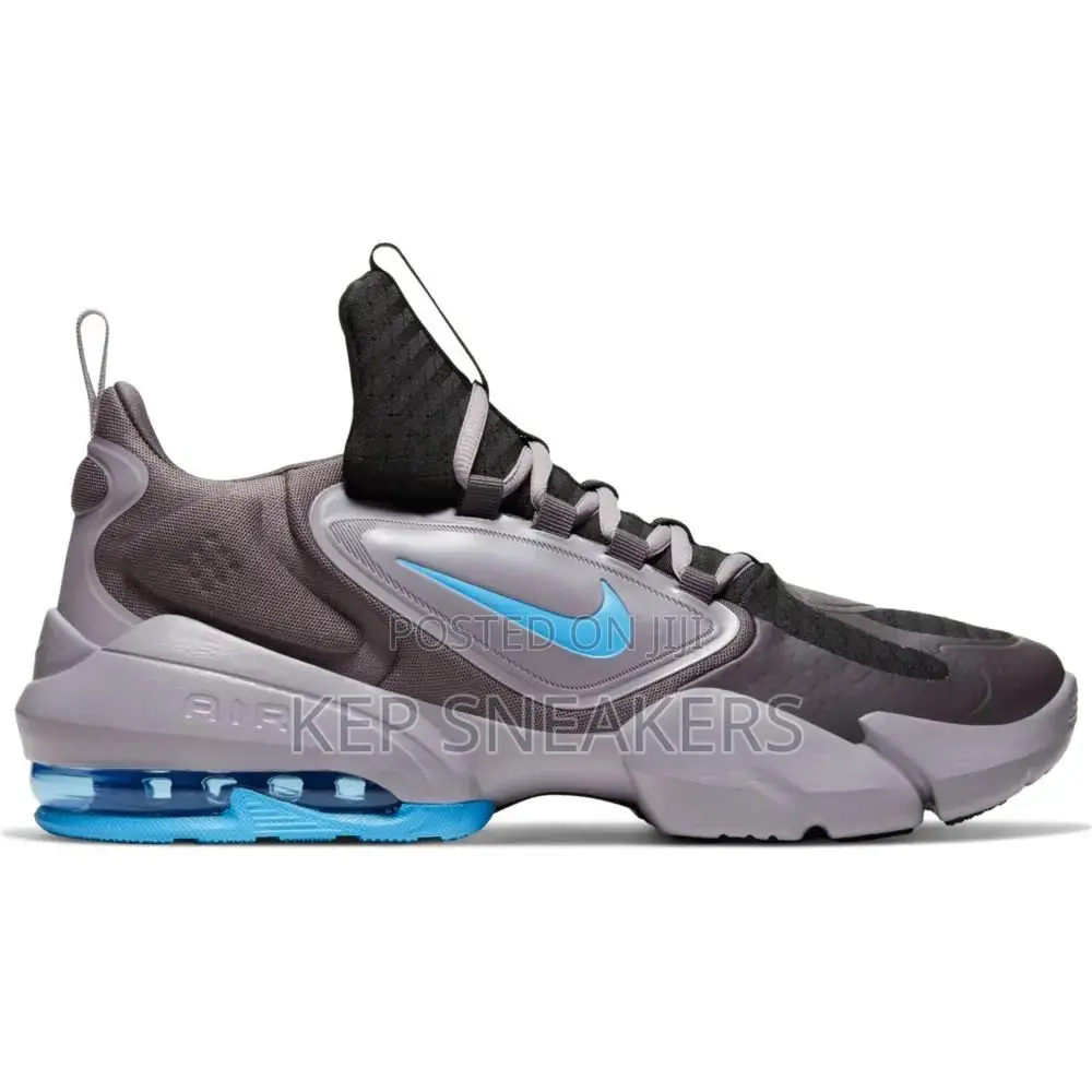 Nike Air Max Alpha Savage