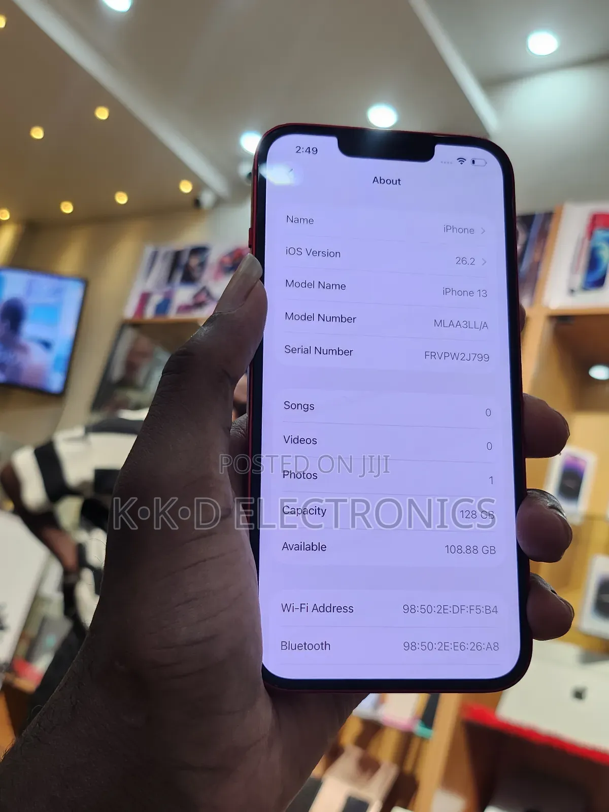 Apple iPhone 13 128 GB Red