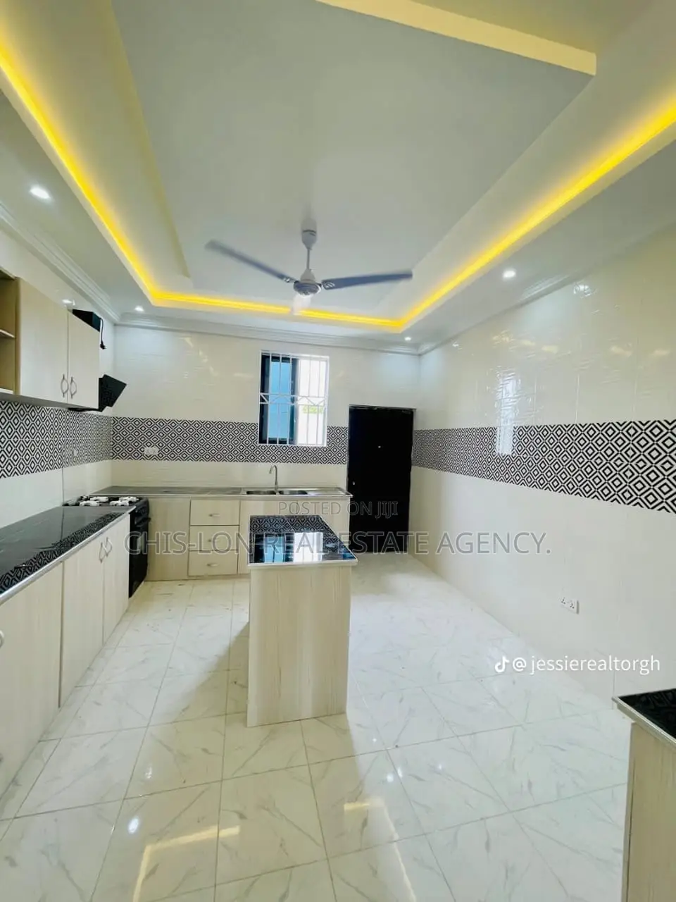 3bdrm House in Kasoa Adade for rent