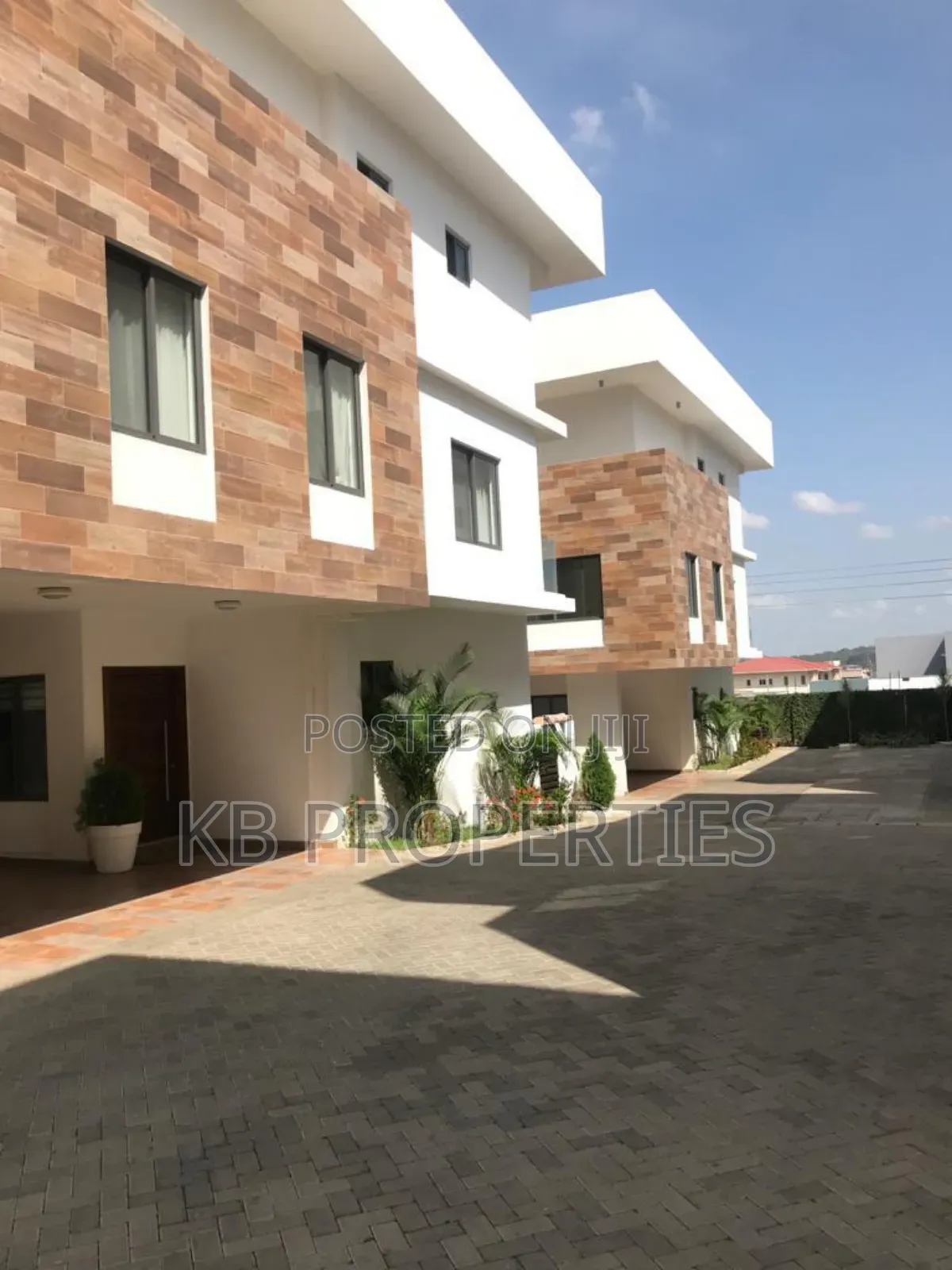 Furnished 4bdrm Duplex in Kb Properties, Cantonments for rent