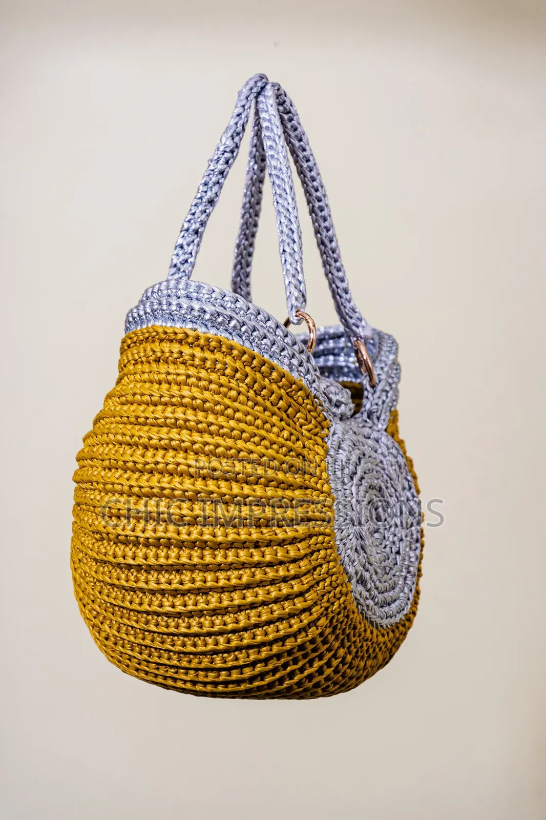 Chic Arc Crochet Bag