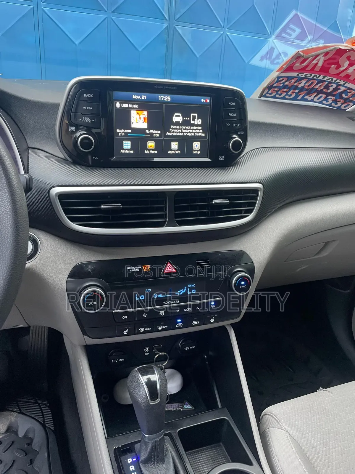 Hyundai Tucson SE 2022 White