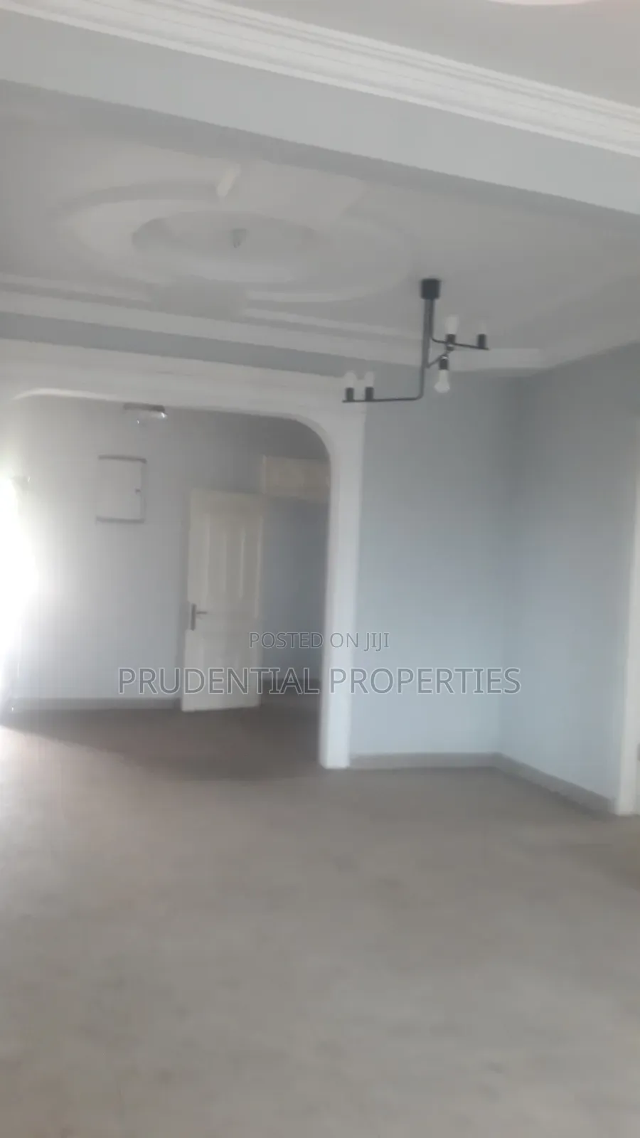 8bdrm House in Kokomlemle for rent