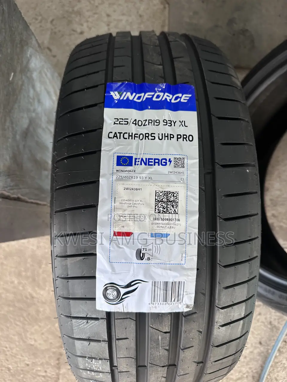 225/40r19 Tyre
