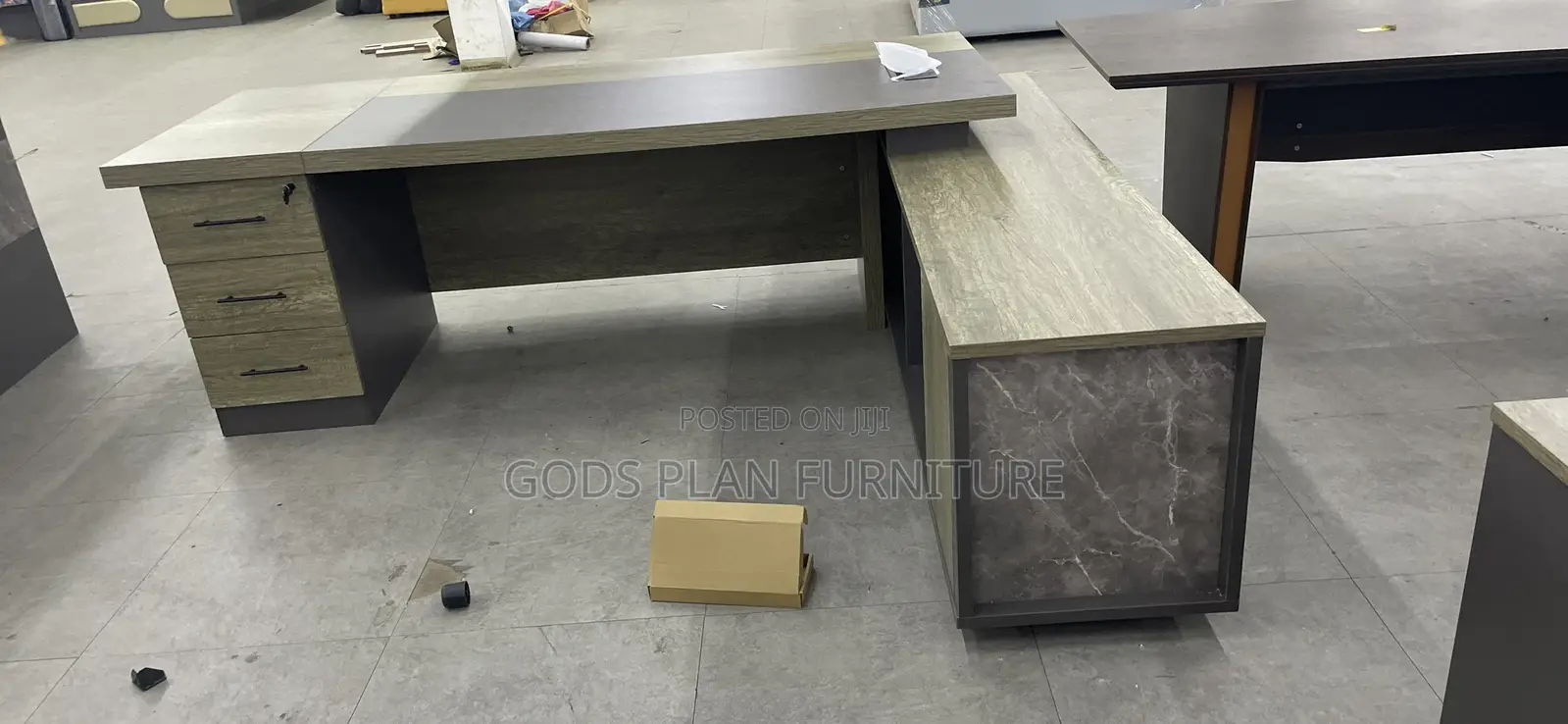 L Shaped Office Table