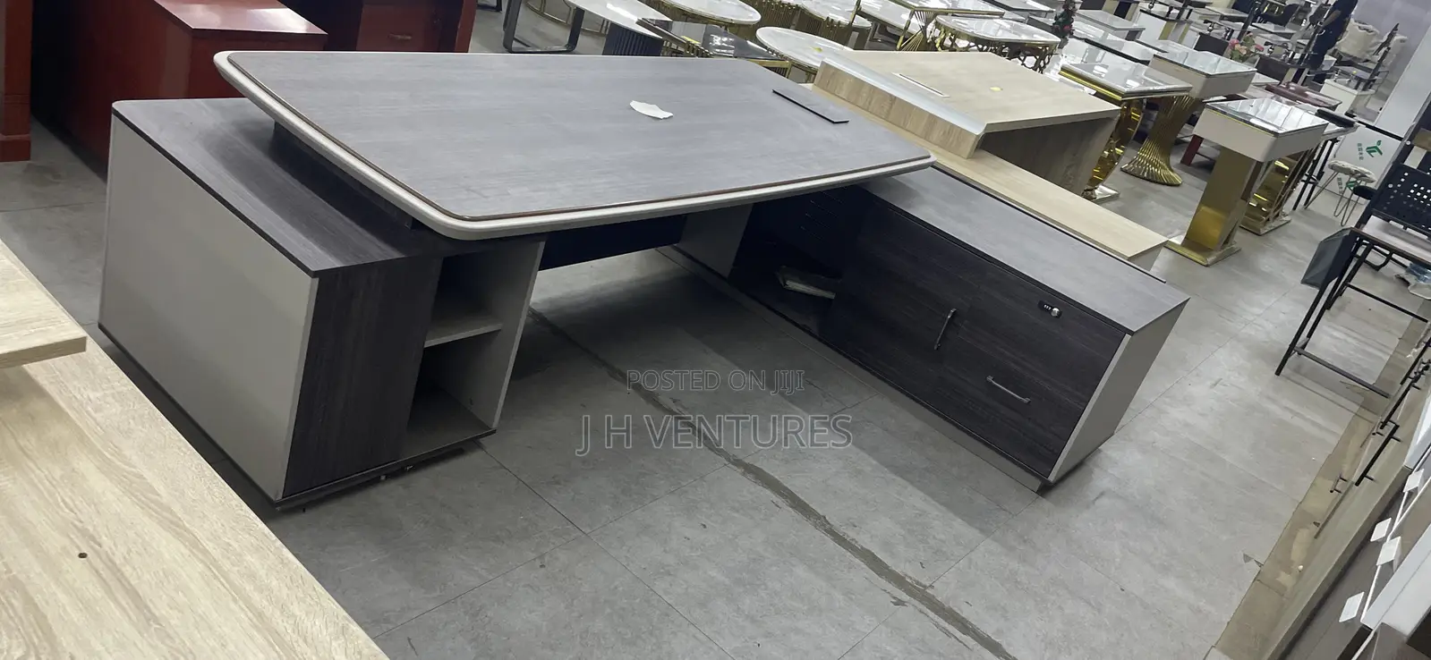 L Shaped Office Table