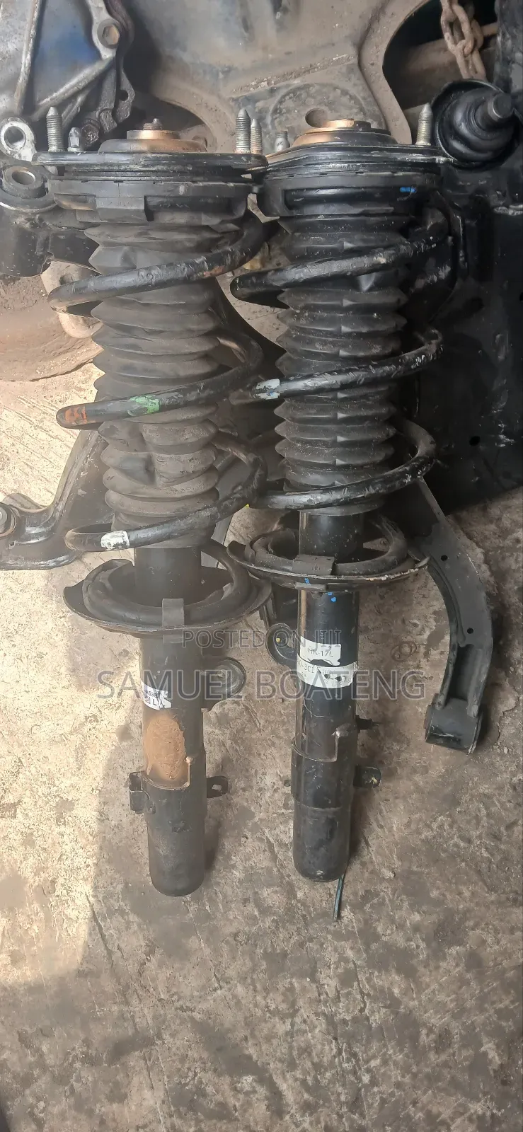 Honda Cr-v 2017 to 2020 Front Shocks