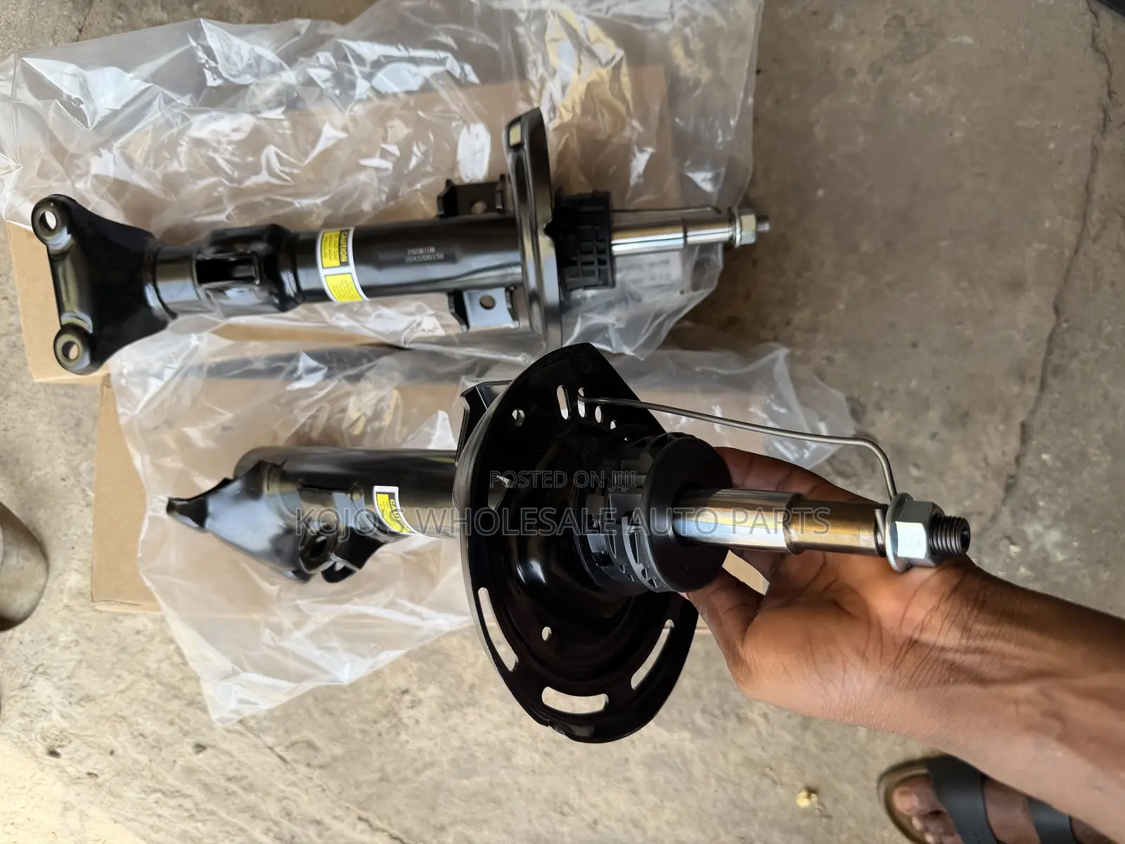 Mercedes Benz C250 W204 Front Shocks Absorber.