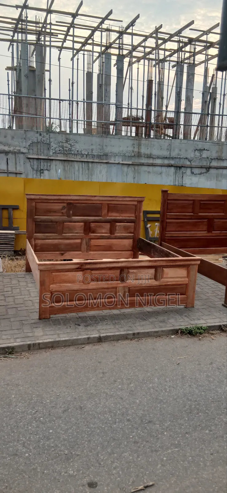 Wooden Queen Size