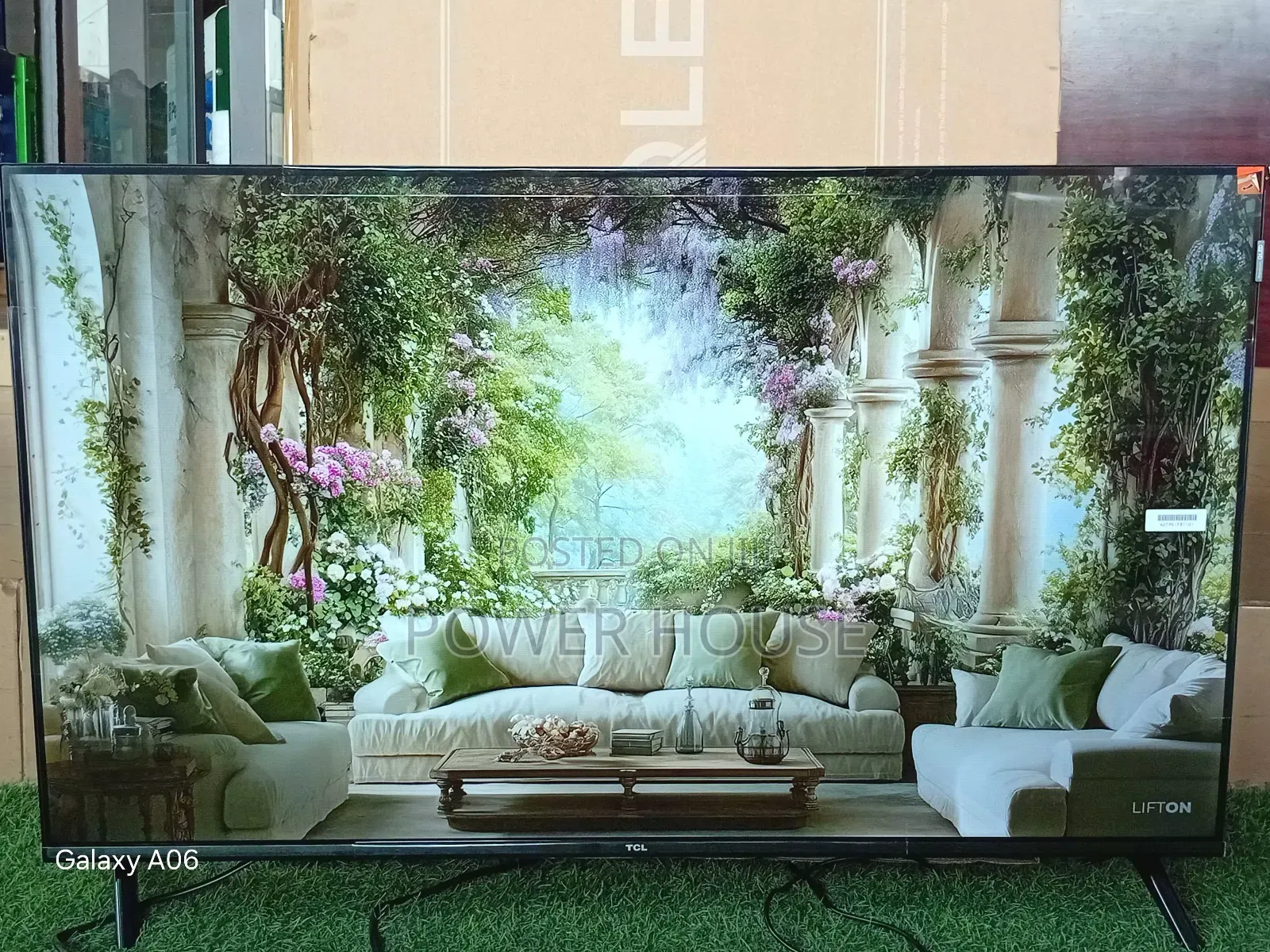 Enjoy Family Laughter With TCL 43 Inches Smart Tv TCL