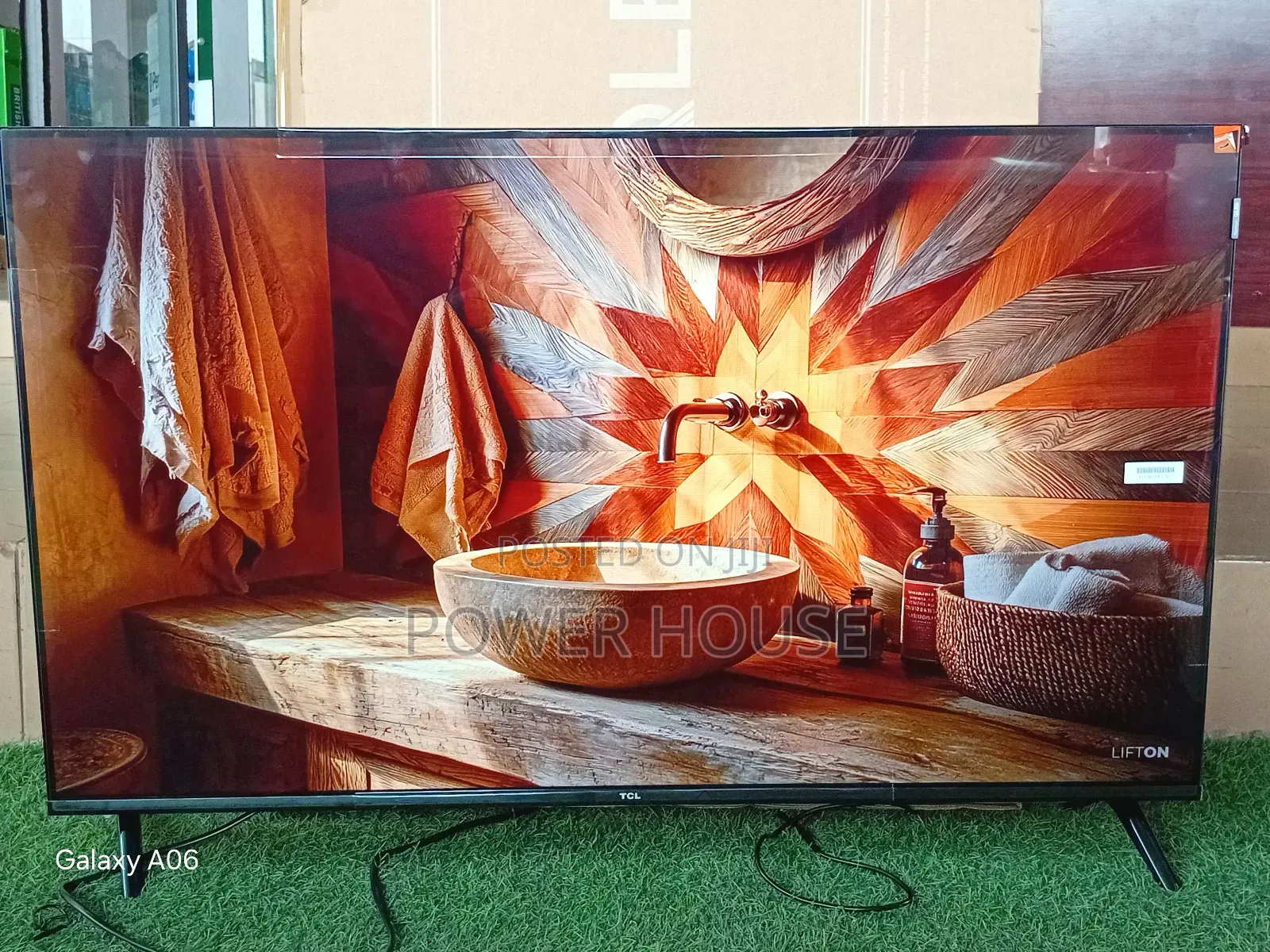 Enjoy Family Laughter With TCL 43 Inches Smart Tv TCL