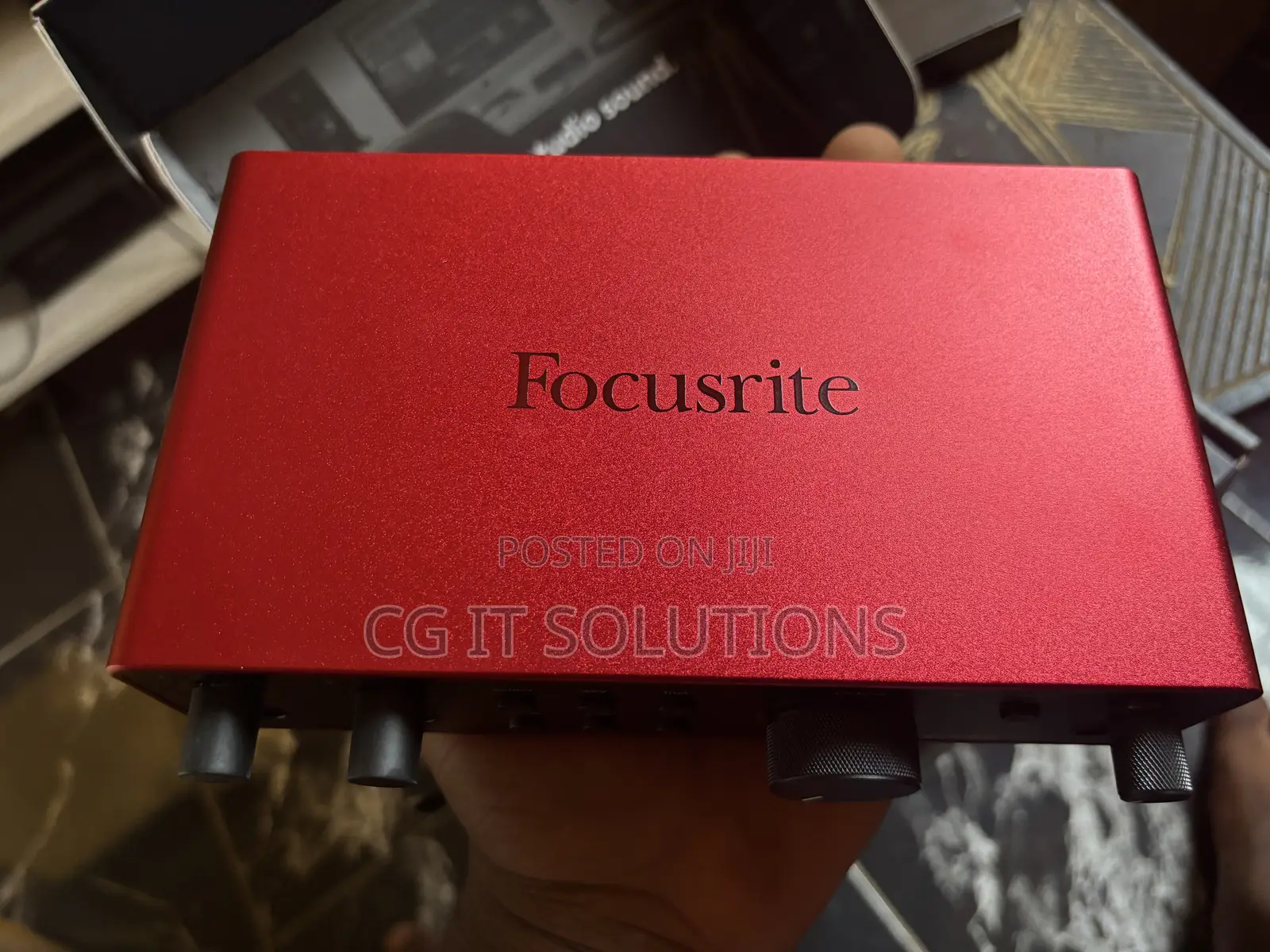 Focusrite Scarlet 2i2 4th Generation