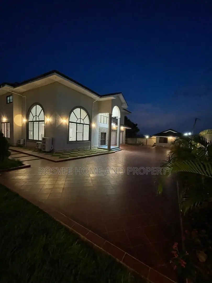 Furnished 5bdrm Mansion in Daban, Kumasi Metropolitan for sale