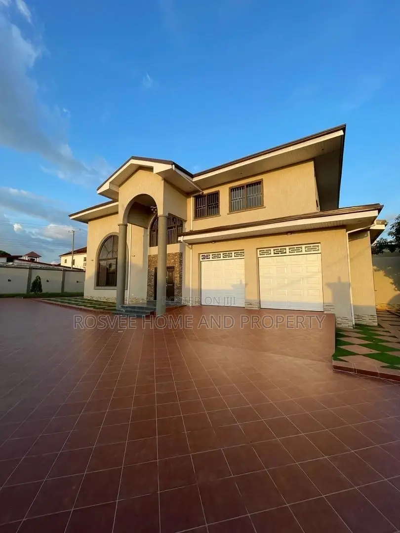 Furnished 5bdrm Mansion in Daban, Kumasi Metropolitan for sale