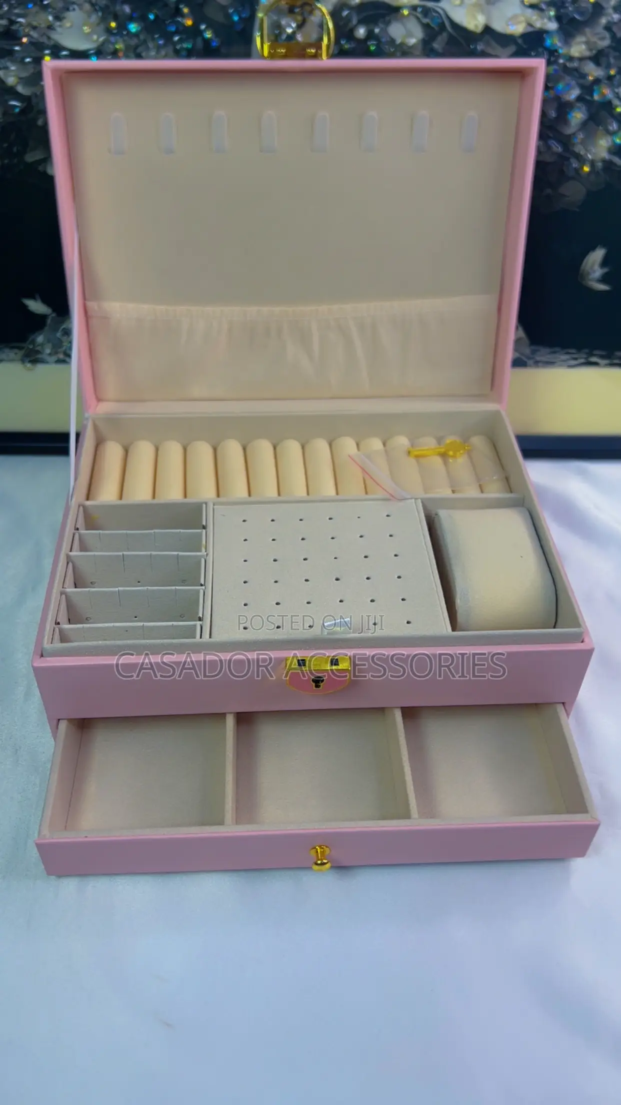 Beautiful Jewelry Organizer