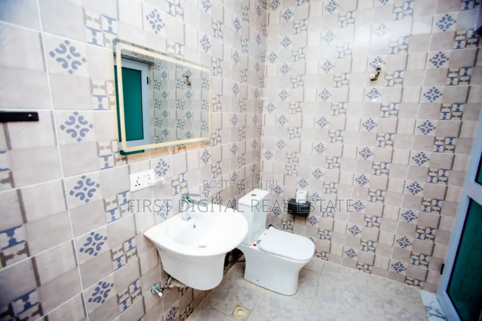 Hotel For Sale 15 Bedroom At Kasoa Cp