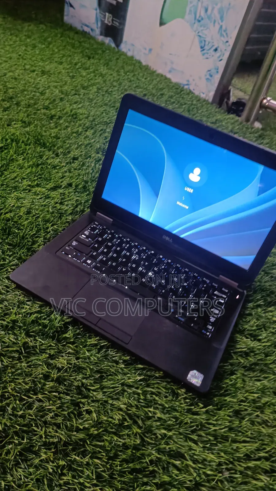 Laptop Dell Latitude E5270 8GB Intel Core I5 HDD+SSD 256GB